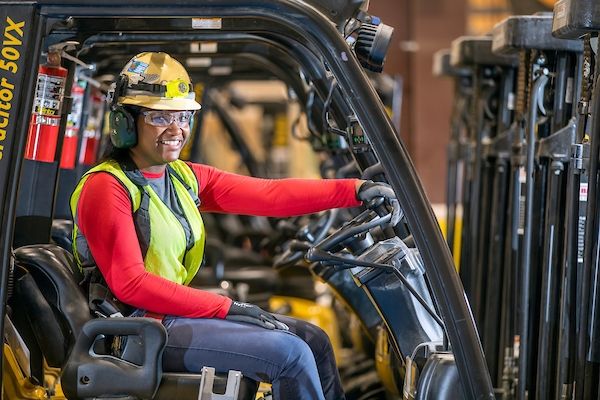Forklift Operator Jobs in UK for Foreign Workers