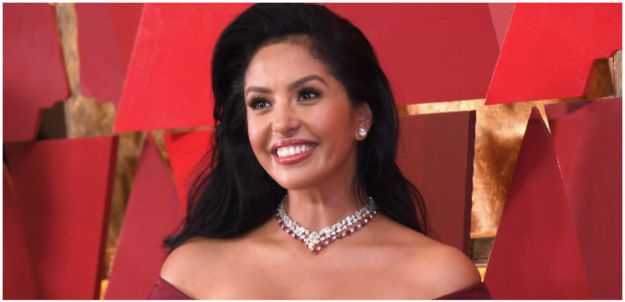 Vanessa Bryant sues helicopter company, andPilot
