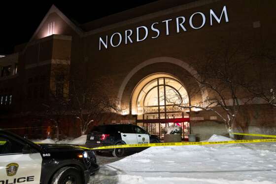 5 Arrested In Fatal Shooting Of 19-Year-Old At Nordstrom In Mall Of America, Police Say
